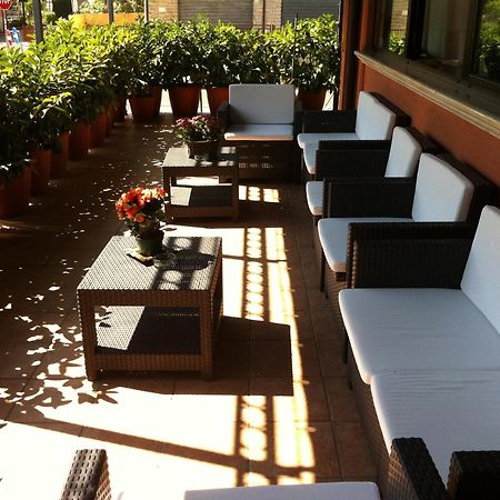 Hotel La Vela Passignano sul Trasimeno Esterno foto
