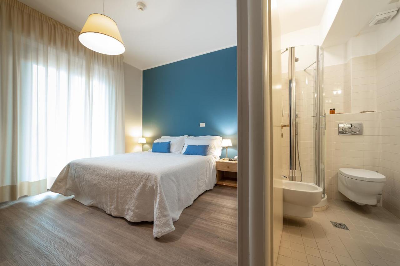 Hotel La Vela Passignano sul Trasimeno Esterno foto