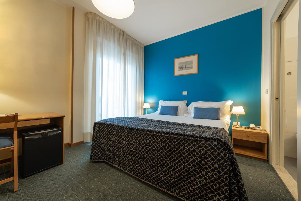 Hotel La Vela Passignano sul Trasimeno Esterno foto