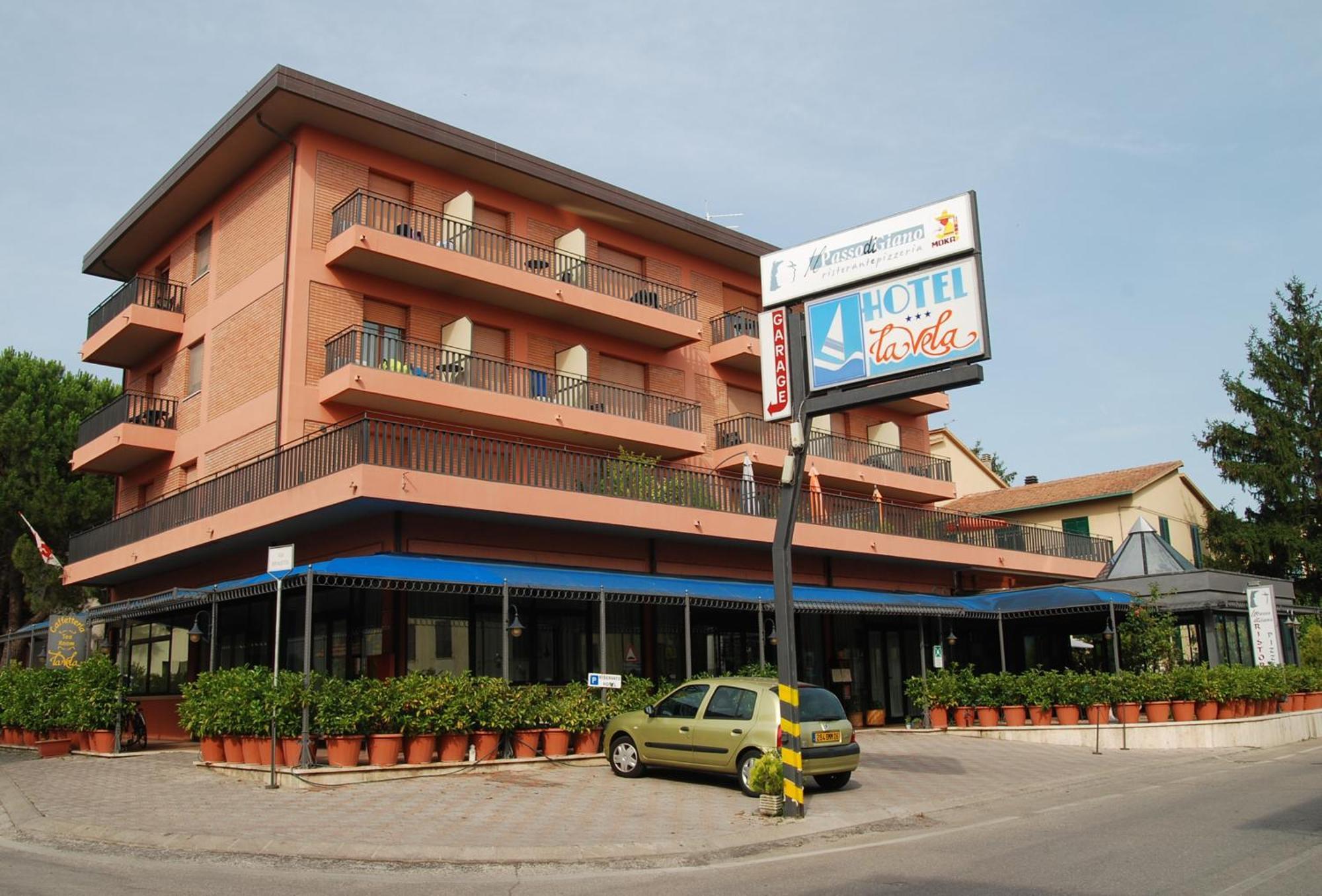 Hotel La Vela Passignano sul Trasimeno Esterno foto